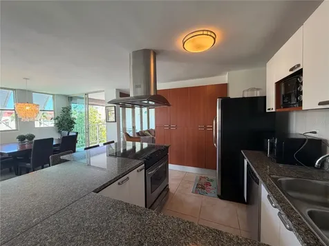 Apt B-205 Cond. Harbour Points Humacao PR 00791