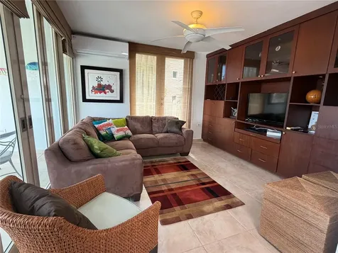 Apt B-205 Cond. Harbour Points Humacao PR 00791