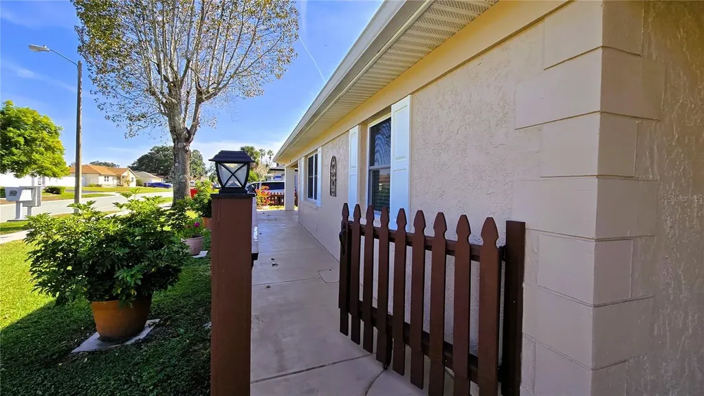 434 Kentucky Woods Lane W Orlando FL 32824