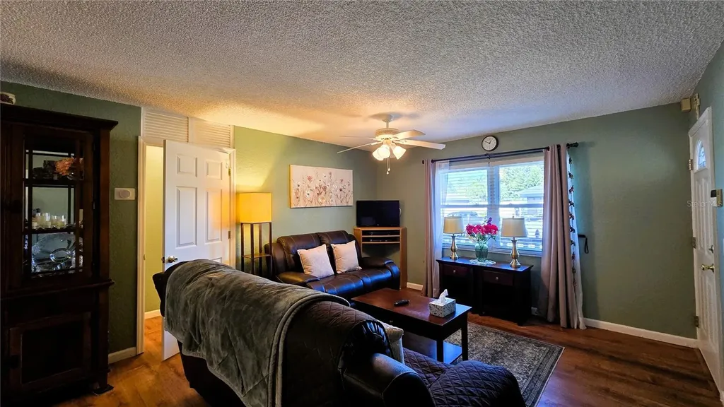 434 Kentucky Woods Lane W Orlando FL 32824