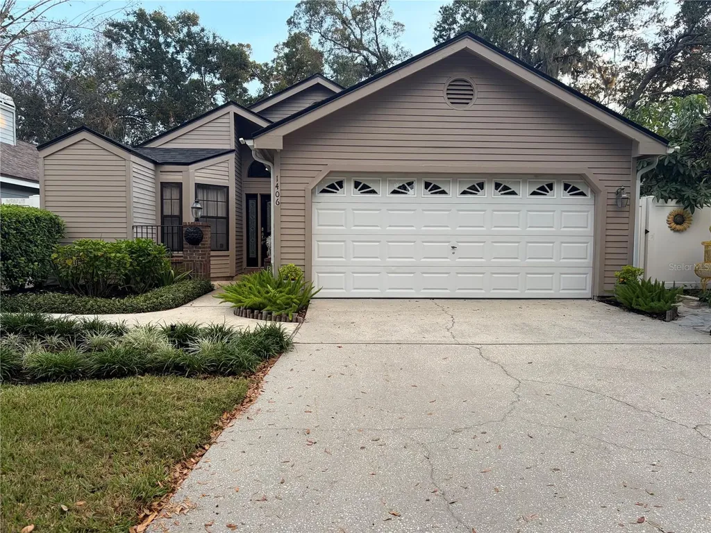 1406 Walden Oaks Place Plant City FL 33563