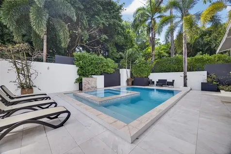 A9 Serrania Guaynabo PR 00966