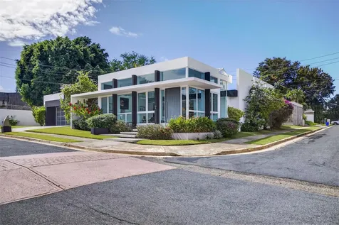 A9 Serrania Guaynabo PR 00966
