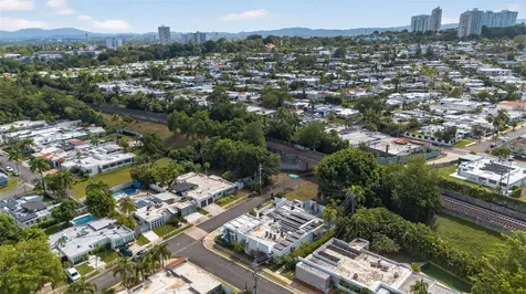 A9 Serrania Guaynabo PR 00966