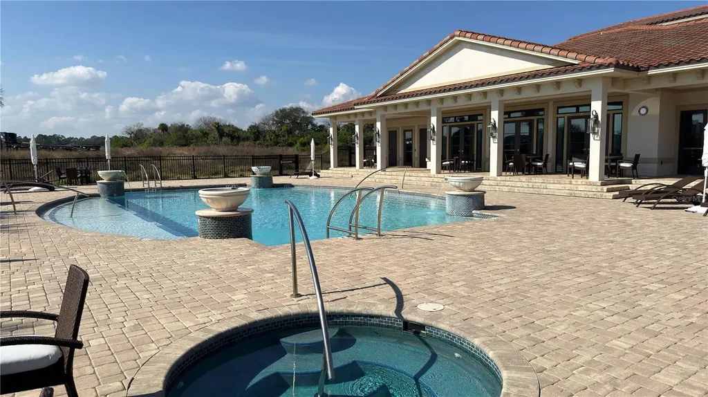38 Del Palma Drive Palm Coast FL 32137