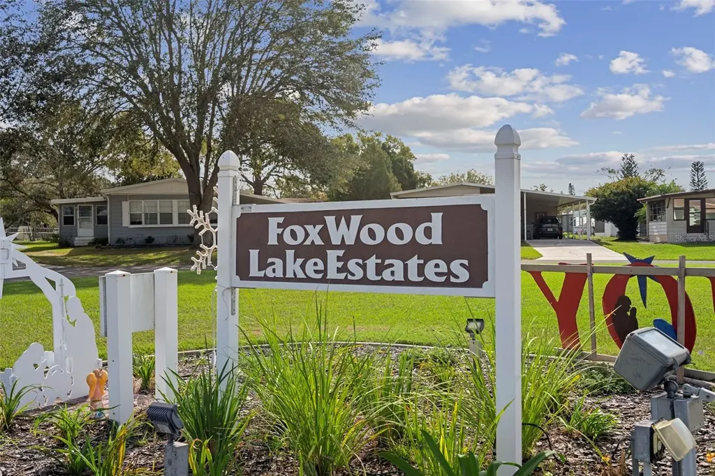 5079 Lodgewood Drive Lakeland FL 33810