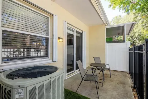 11238 Cedar Hollow Lane Tampa FL 33618