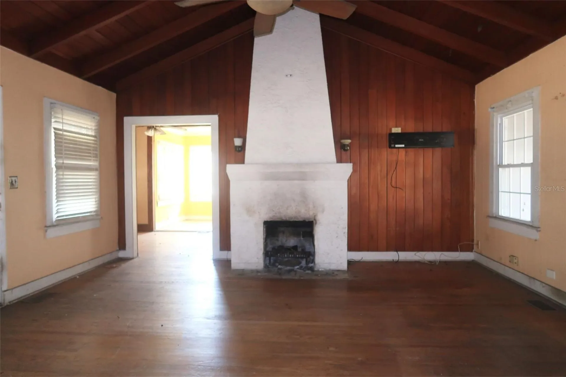 215 S Beverly Avenue Tampa FL 33609