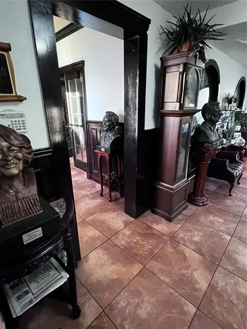 517 W Colonial Drive Orlando FL 32804