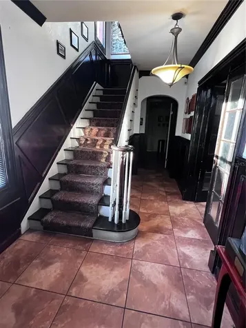 517 W Colonial Drive Orlando FL 32804