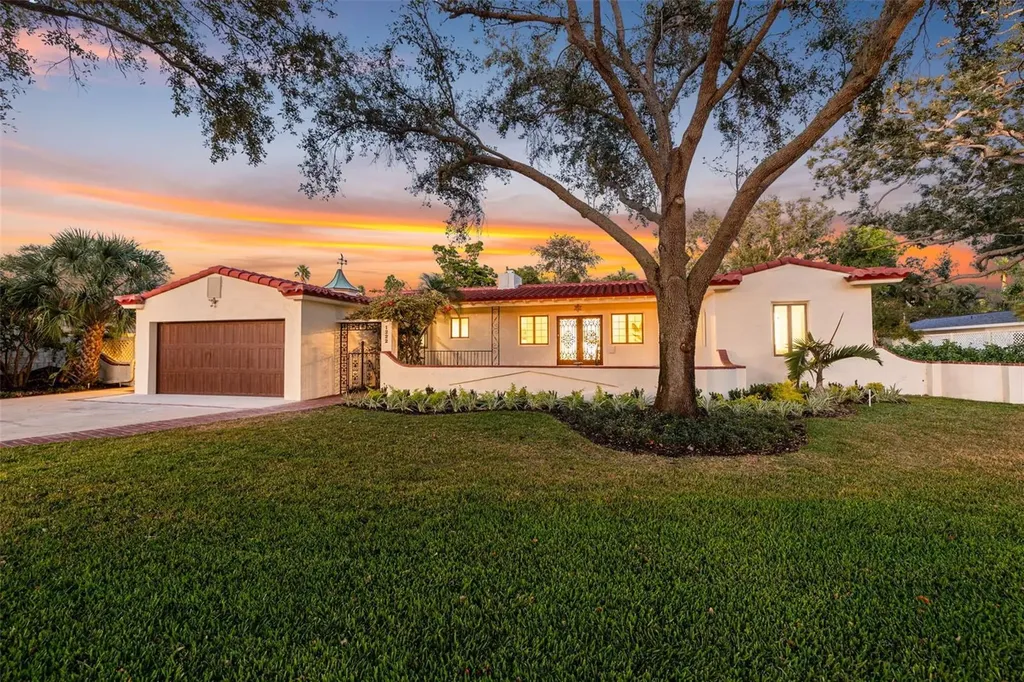 1222 Brightwaters Boulevard NE St Petersburg FL 33704