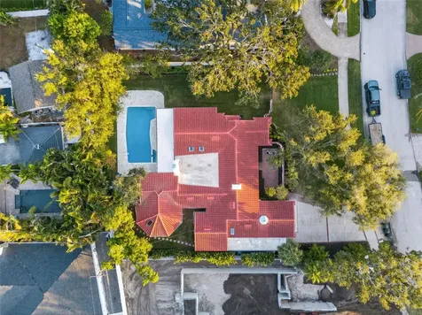 1222 Brightwaters Boulevard NE St Petersburg FL 33704