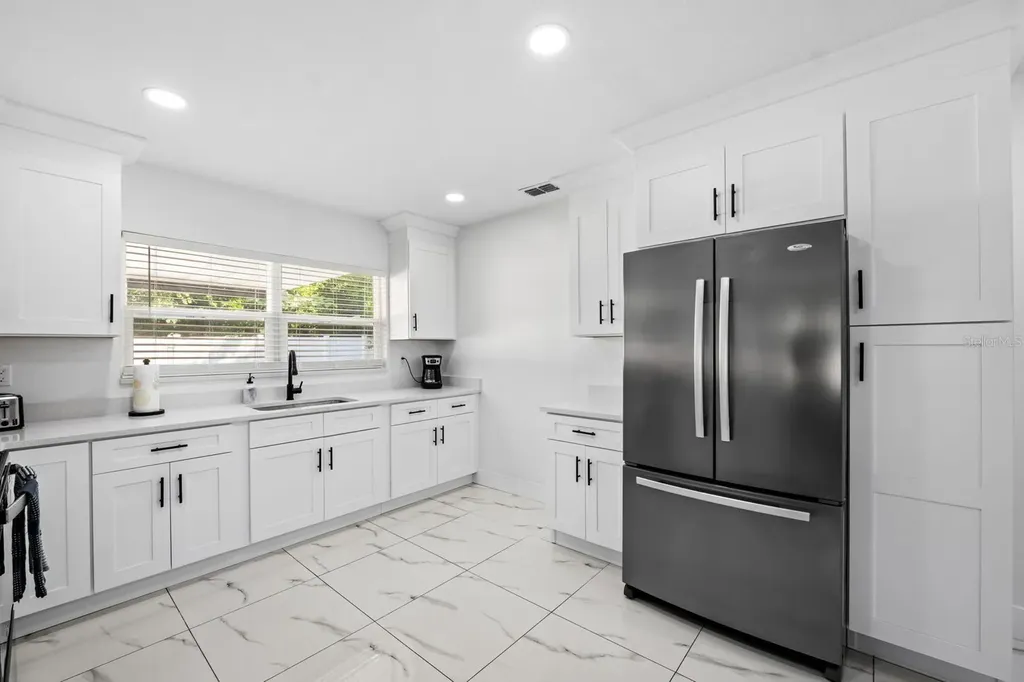 3011 W Douglas Tampa FL 33607