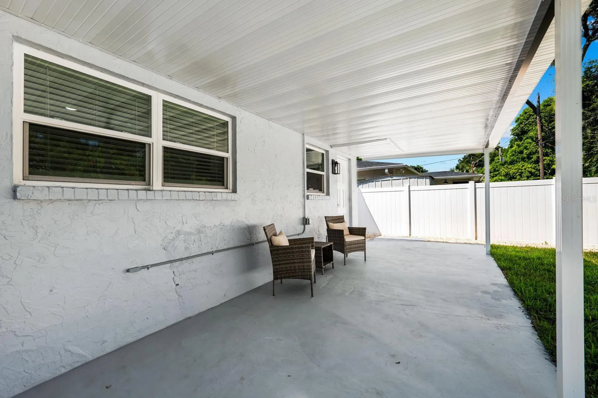 3011 W Douglas Tampa FL 33607