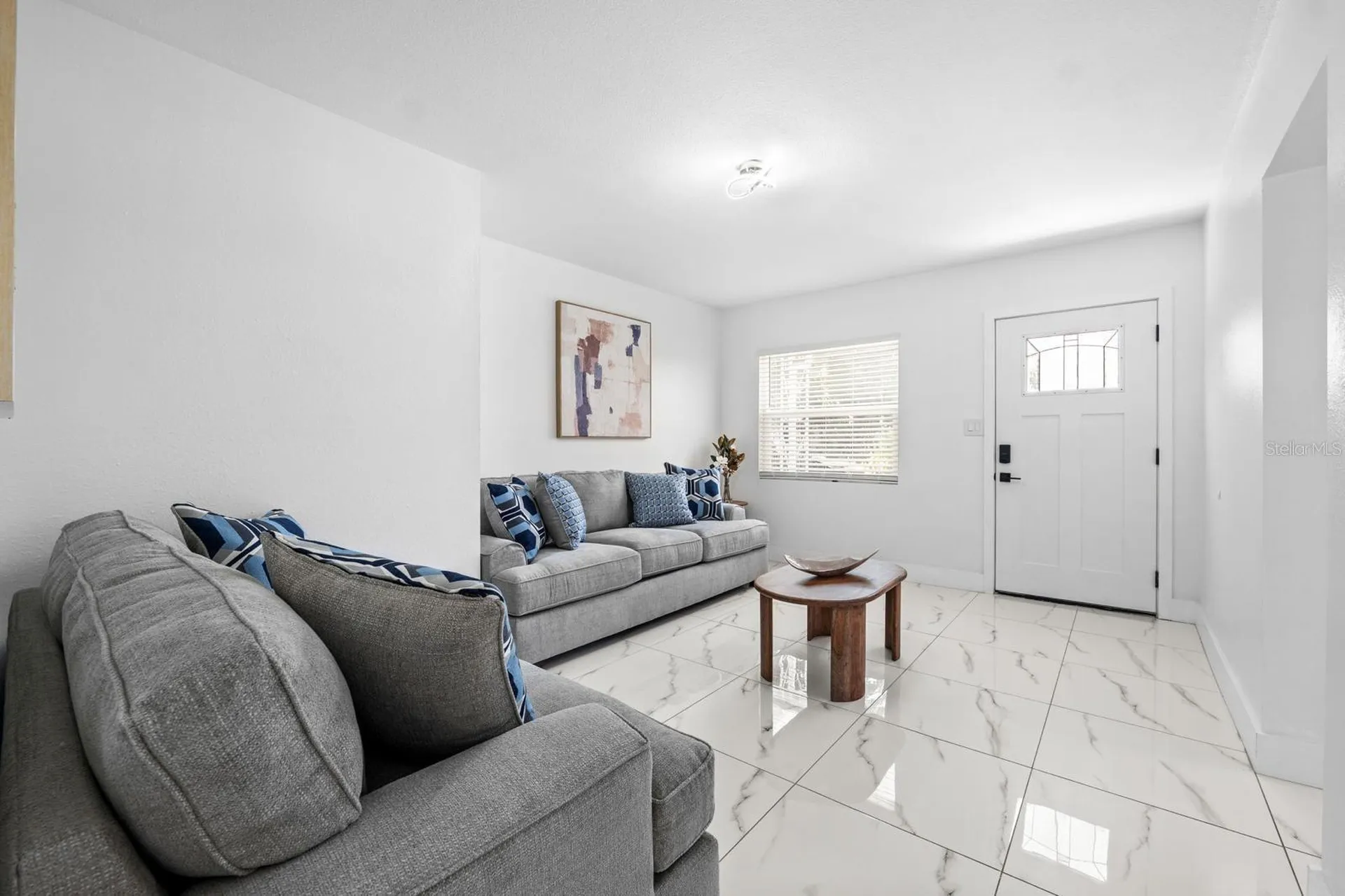 3011 W Douglas Tampa FL 33607