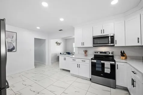3011 W Douglas Tampa FL 33607