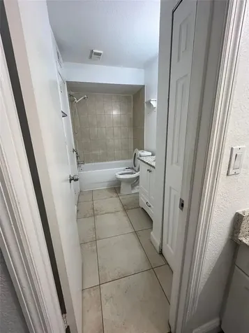 5773 Gatlin Avenue Orlando FL 32822