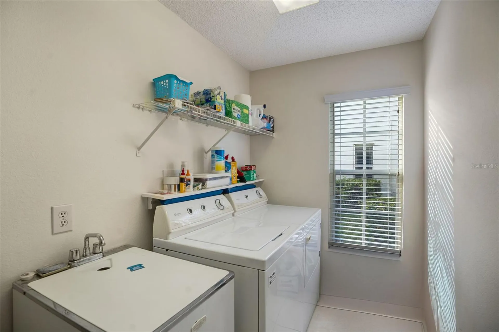 4217 Oakhurst Circle E Sarasota FL 34233