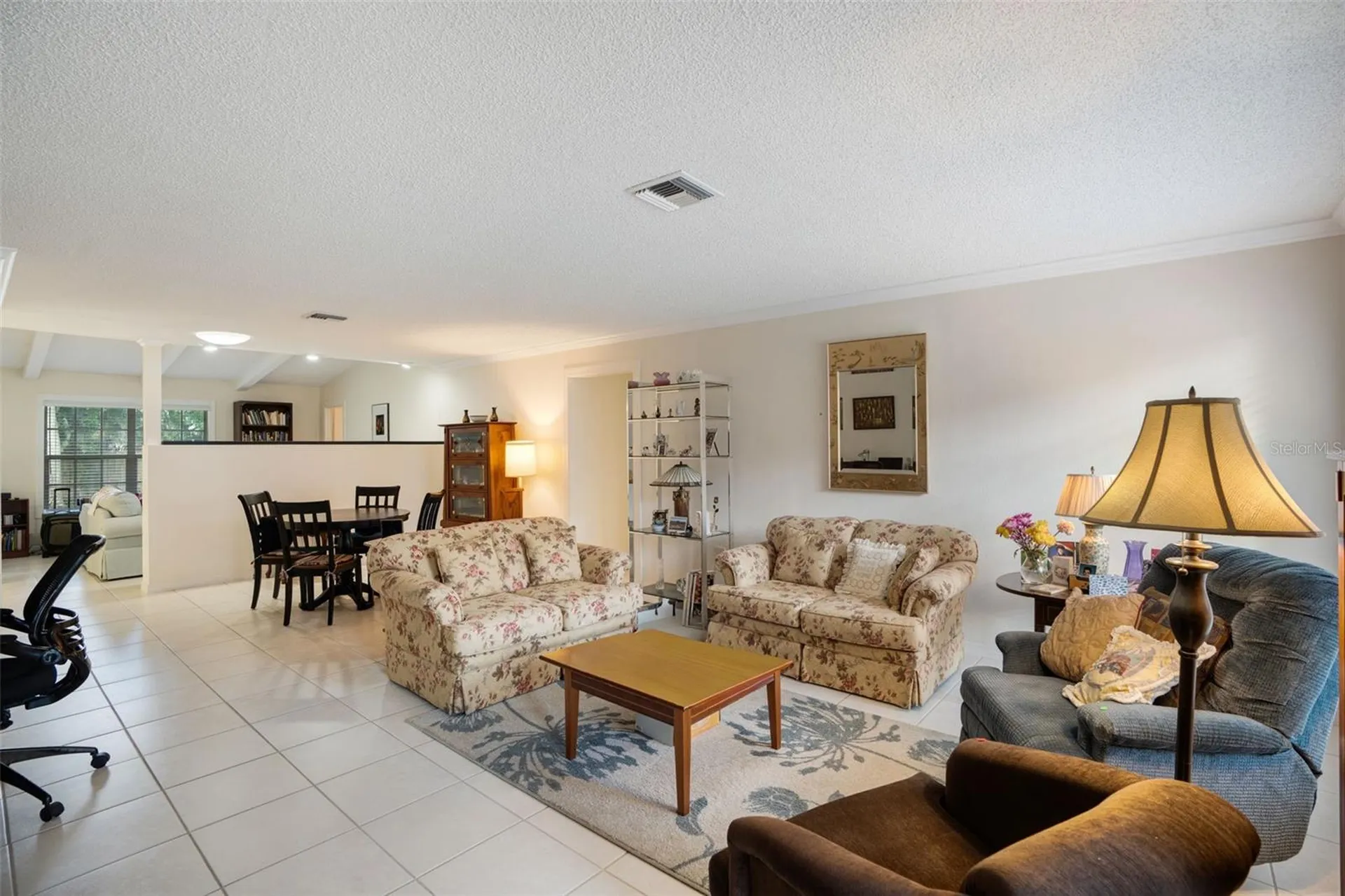 4217 Oakhurst Circle E Sarasota FL 34233