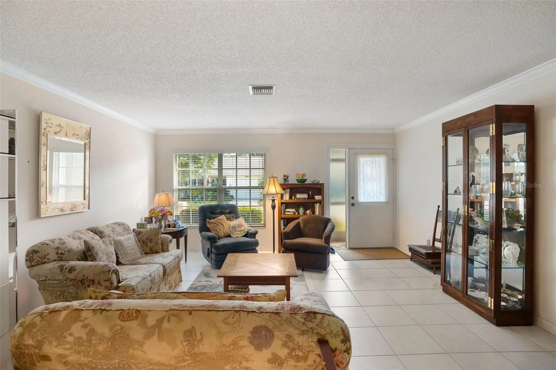 4217 Oakhurst Circle E Sarasota FL 34233