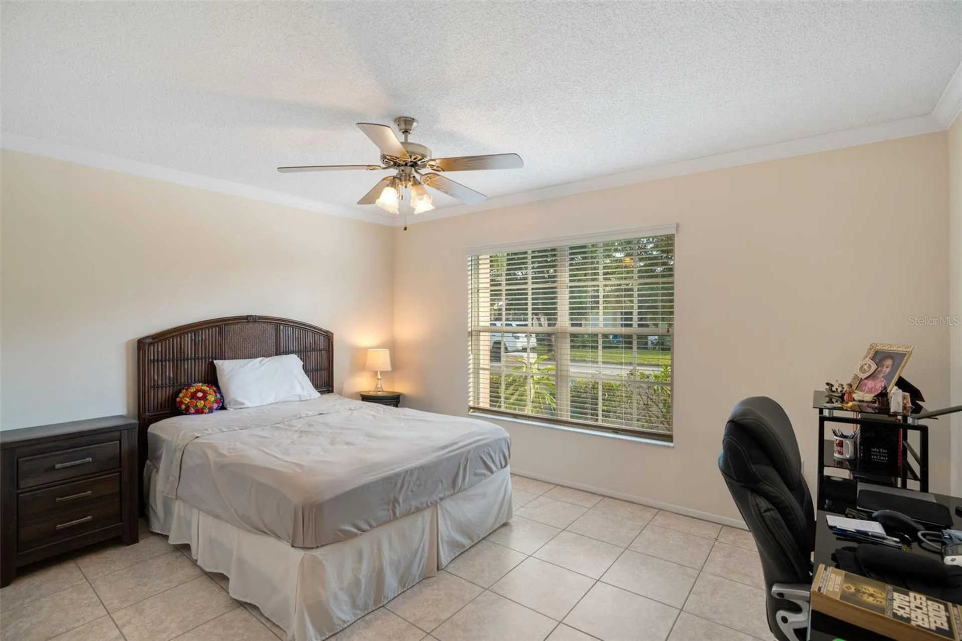 4217 Oakhurst Circle E Sarasota FL 34233
