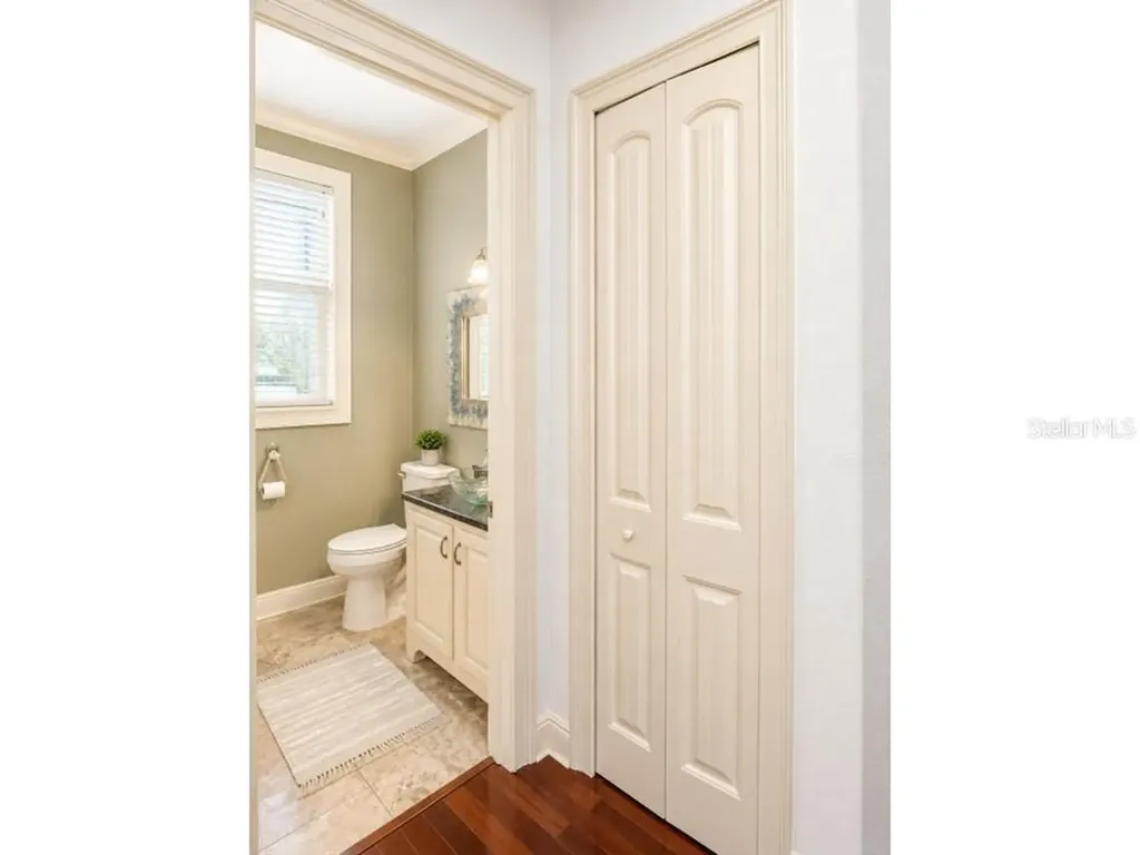 2209 Lost River Trail Ruskin FL 33570