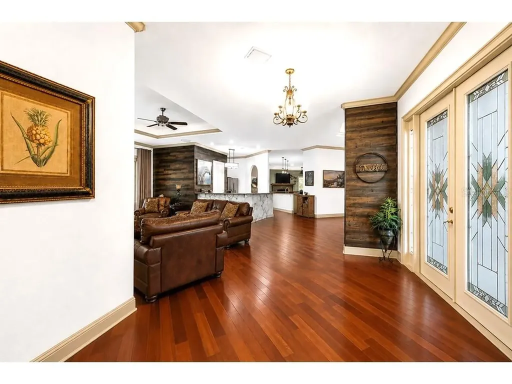 2209 Lost River Trail Ruskin FL 33570