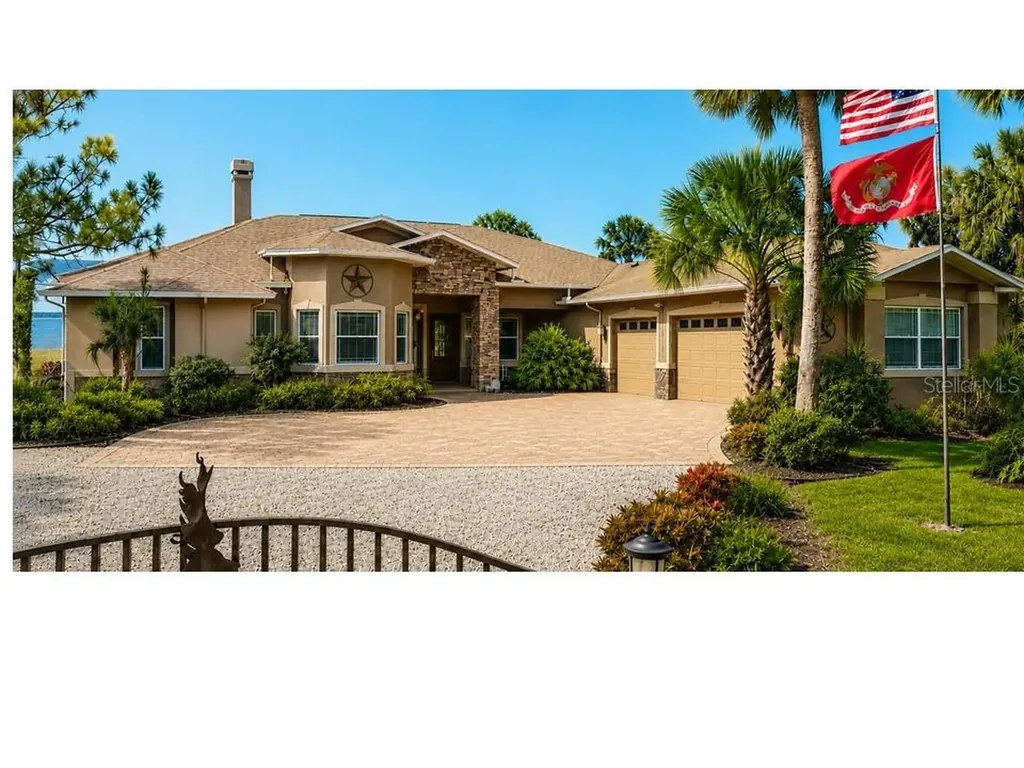 2209 Lost River Trail Ruskin FL 33570