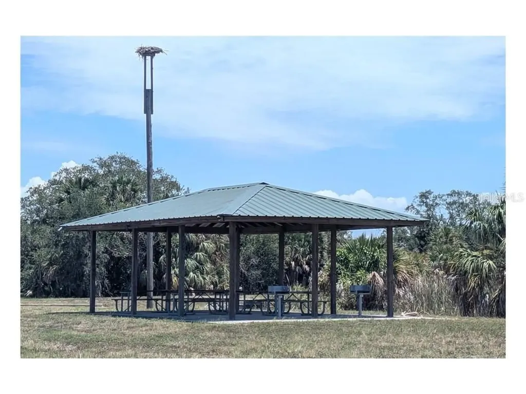 2209 Lost River Trail Ruskin FL 33570