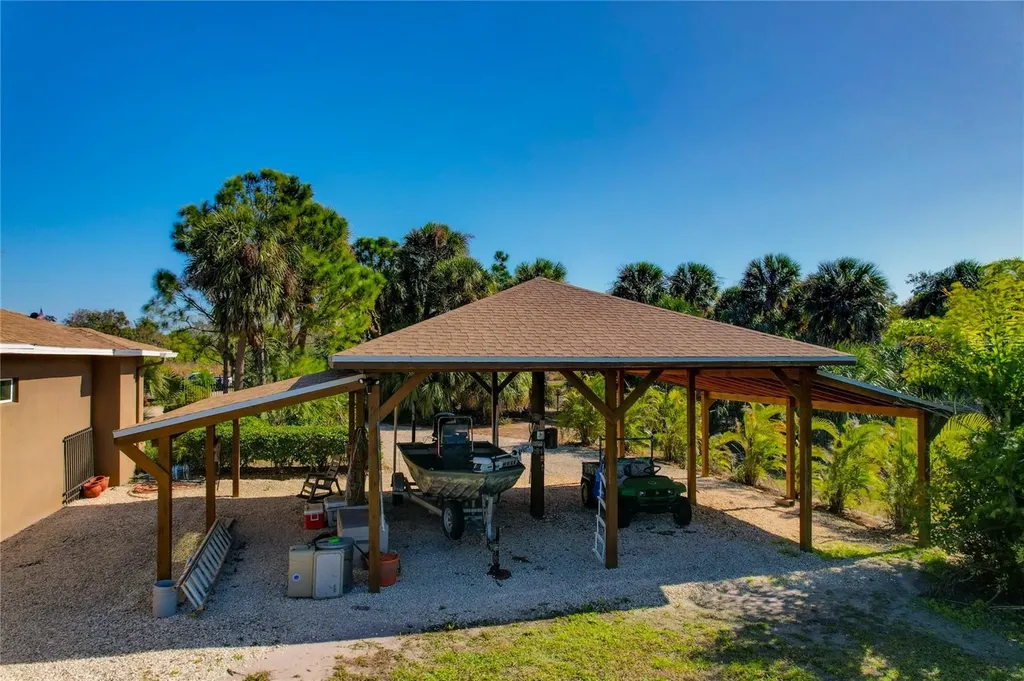 2209 Lost River Trail Ruskin FL 33570