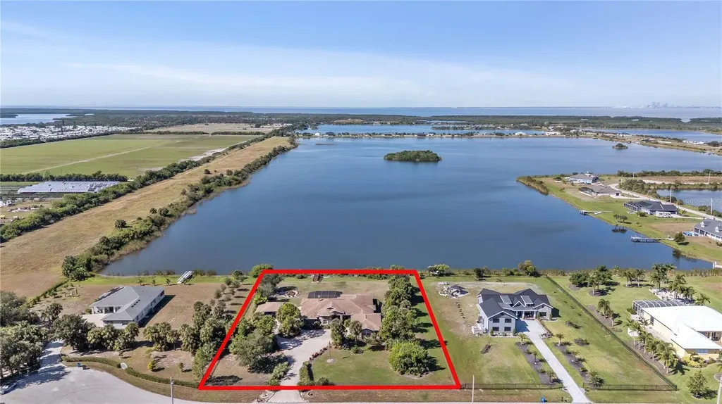 2209 Lost River Trail Ruskin FL 33570