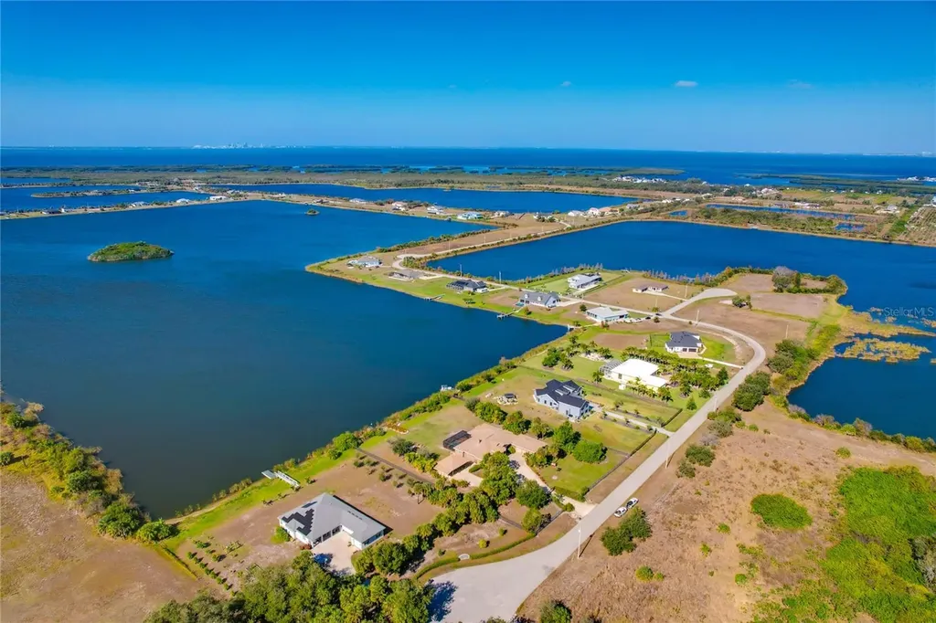 2209 Lost River Trail Ruskin FL 33570