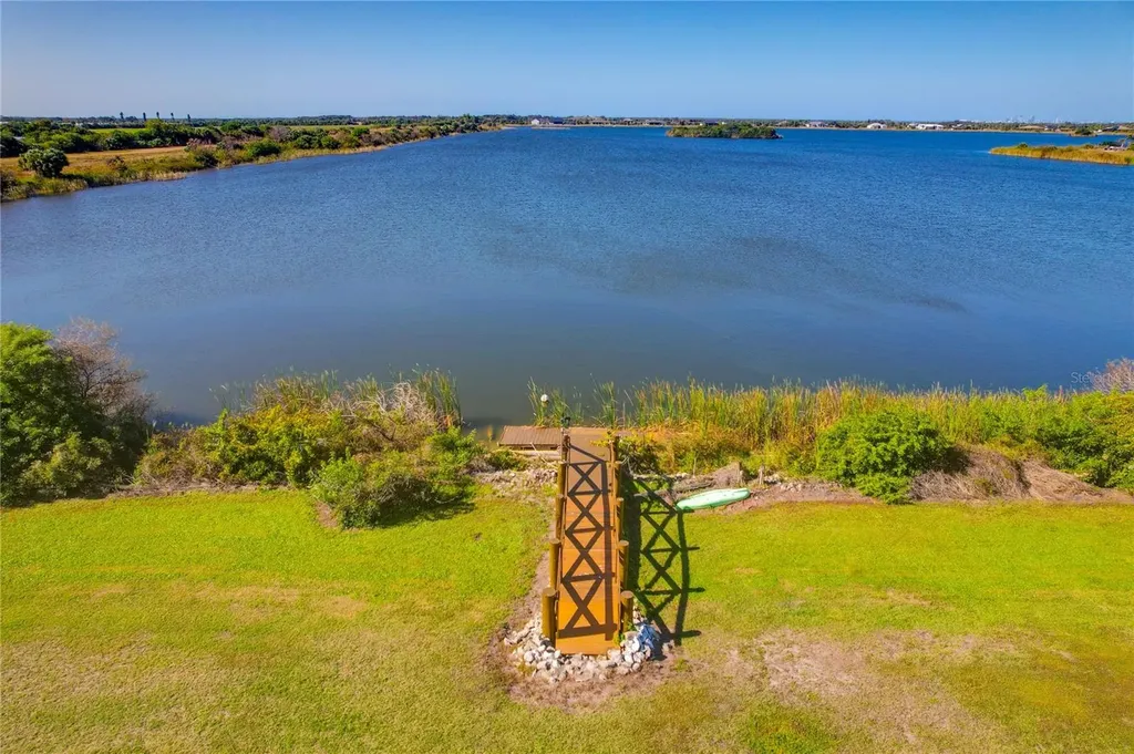 2209 Lost River Trail Ruskin FL 33570