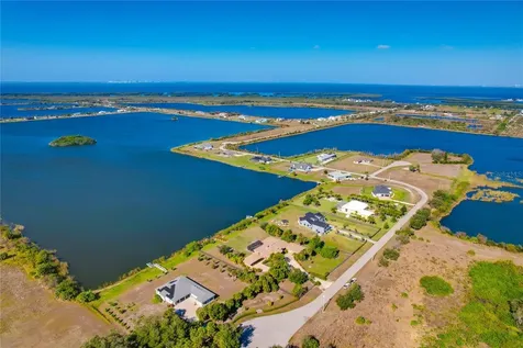 2209 Lost River Trail Ruskin FL 33570