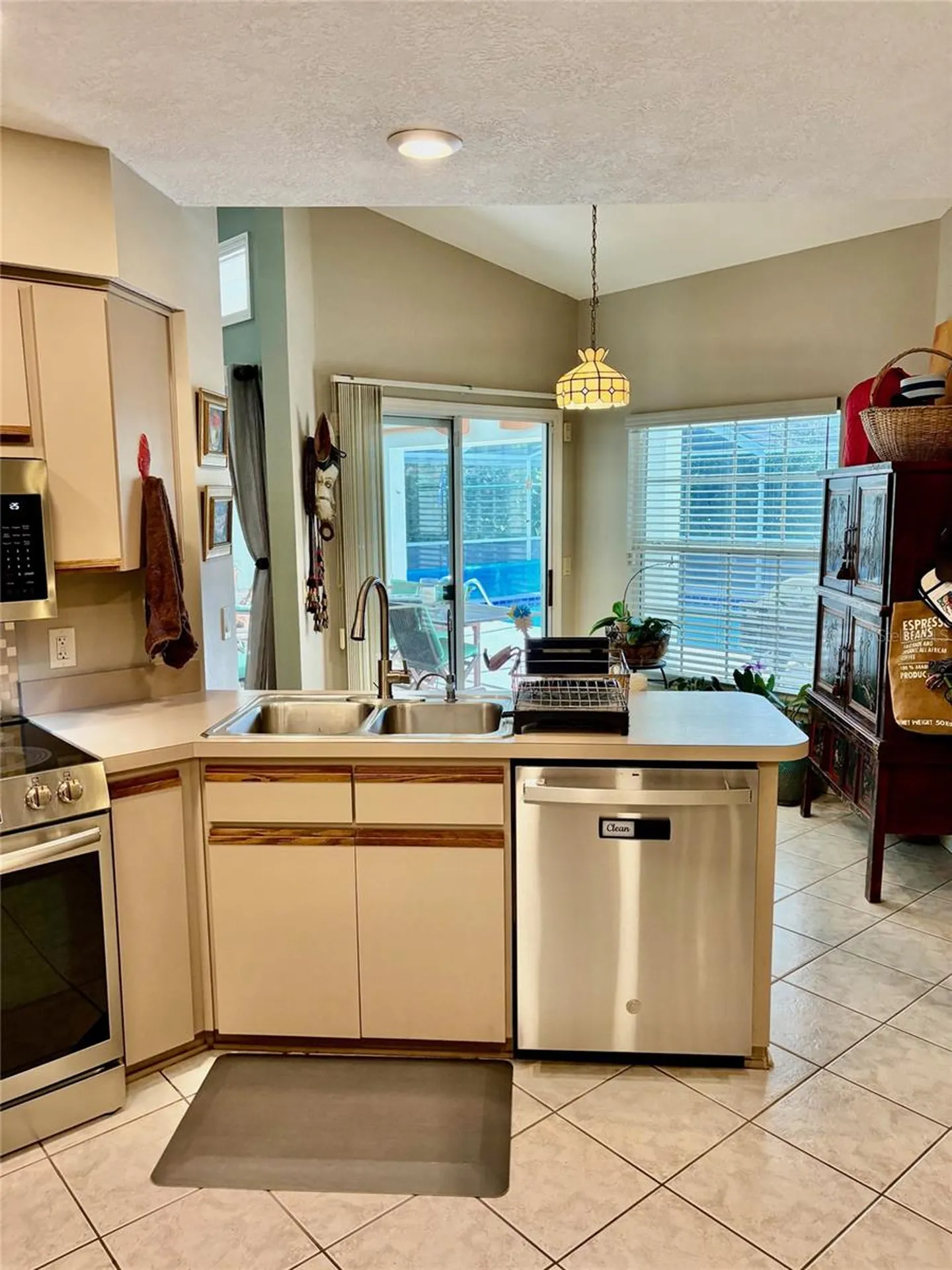 19800 SW 95th Street Dunnellon FL 34432