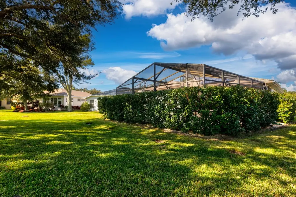 27400 Orchid Glade Street Leesburg FL 34748