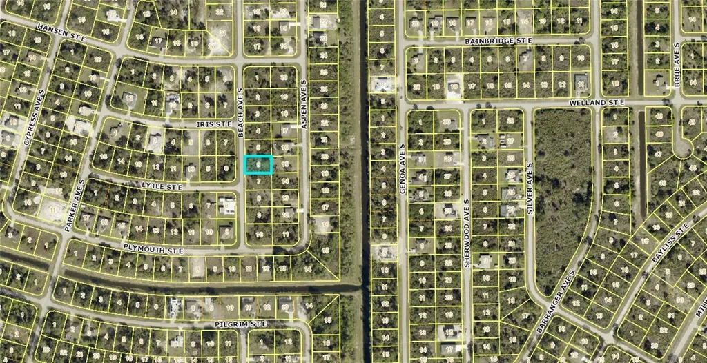 551 Beach Avenue S Lehigh Acres FL 33974