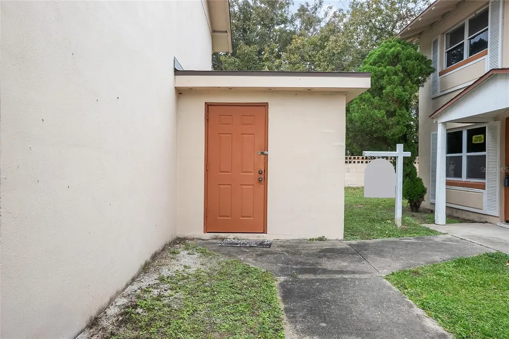 1600 S Palmetto Avenue South Daytona FL 32119