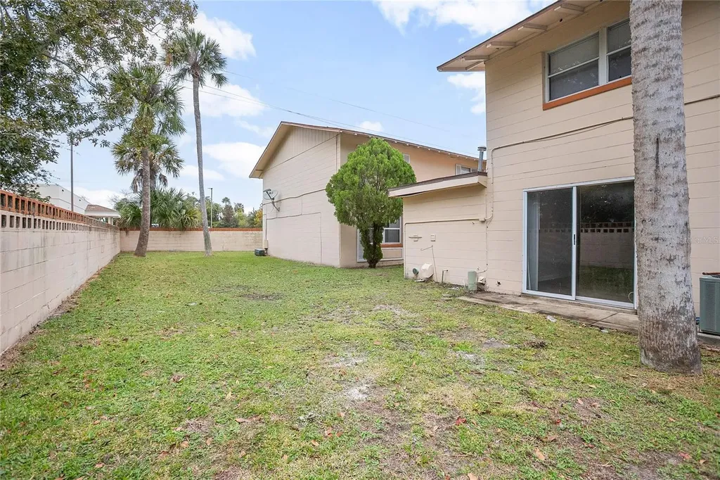 1600 S Palmetto Avenue South Daytona FL 32119