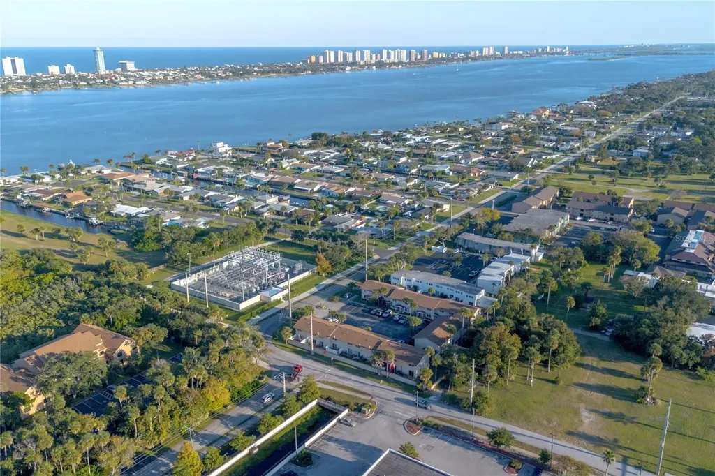 1600 S Palmetto Avenue South Daytona FL 32119