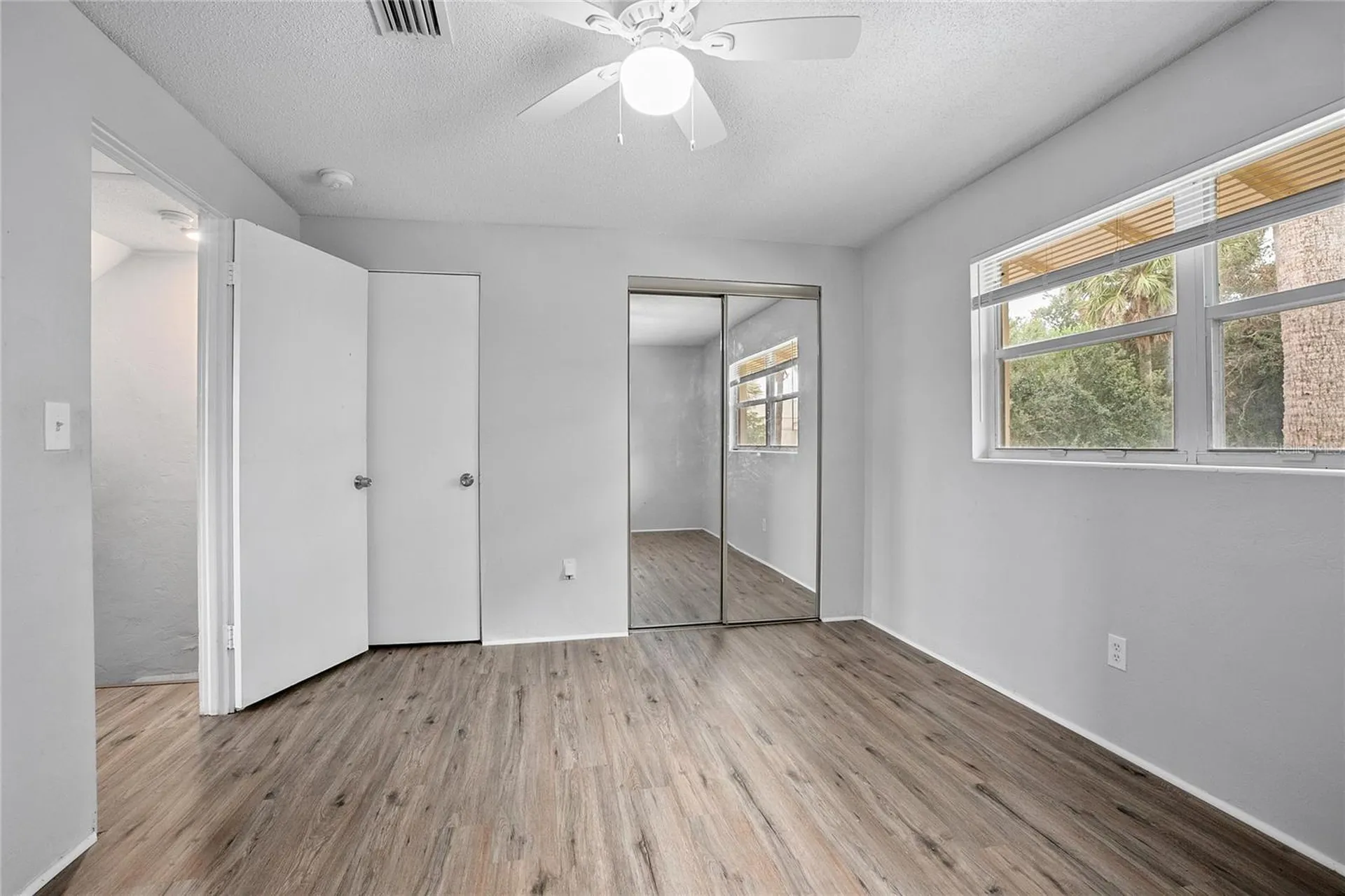 1600 S Palmetto Avenue South Daytona FL 32119