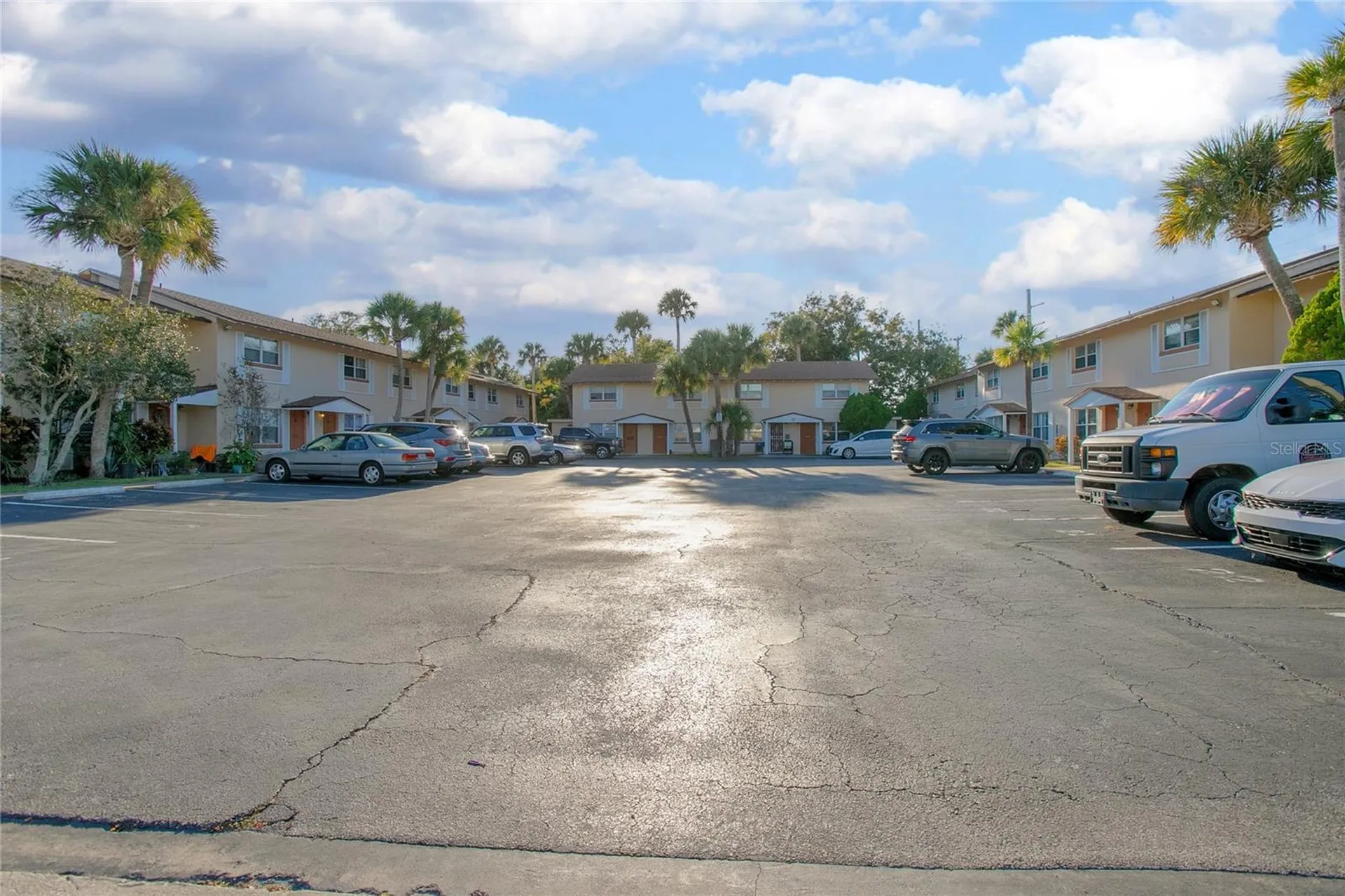 1600 S Palmetto Avenue South Daytona FL 32119