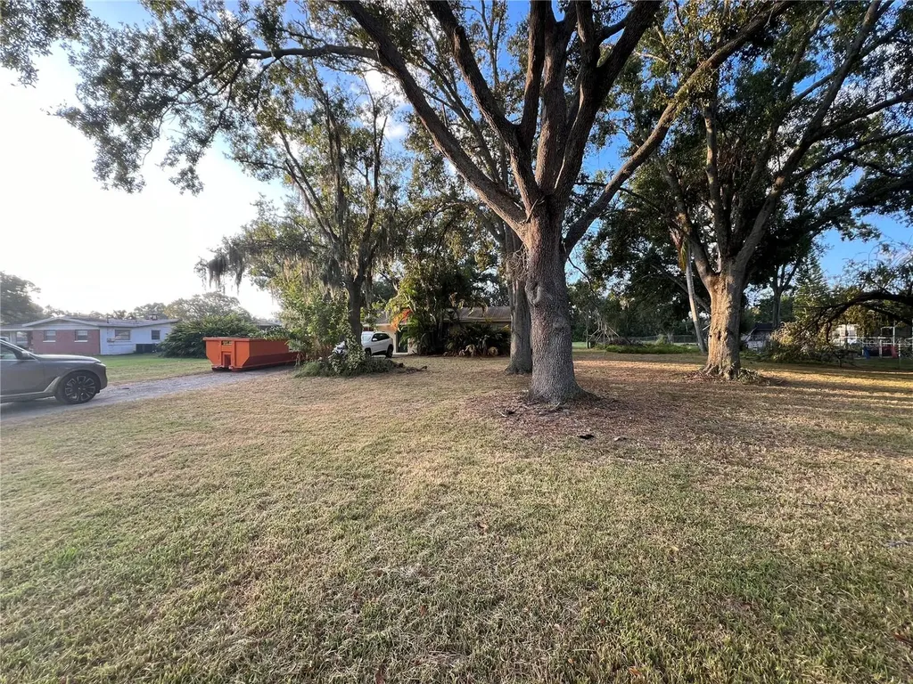 9013 Symmes Road Gibsonton FL 33534
