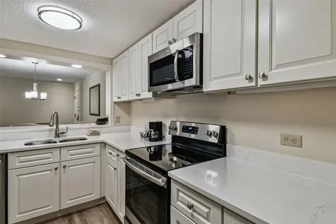 36750 Us Highway 19 N Palm Harbor FL 34684