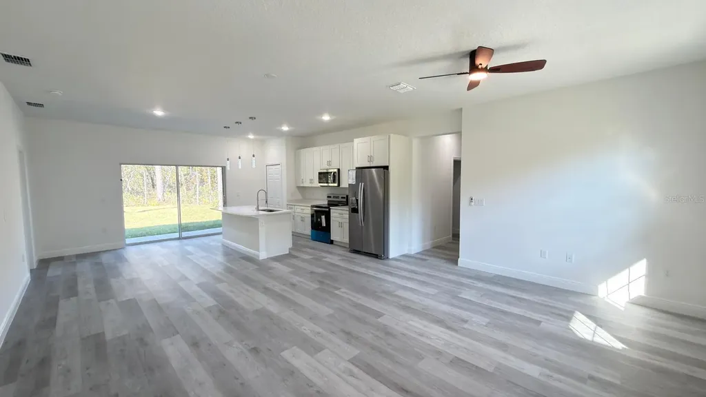 6948 N Elkcam Boulevard Citrus Springs FL 34433