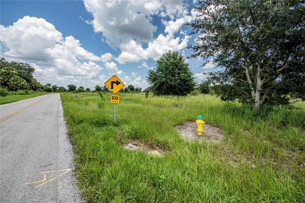 SW Hull Avenue Arcadia FL 34269