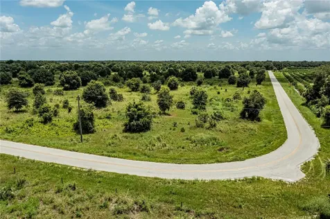 SW Hull Avenue Arcadia FL 34269