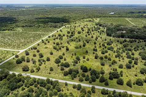 SW Hull Avenue Arcadia FL 34269