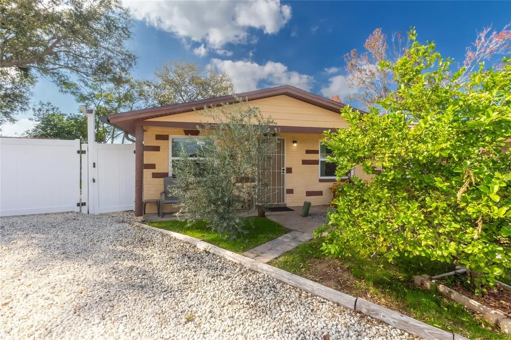 2527 Ohio Place Holiday FL 34691