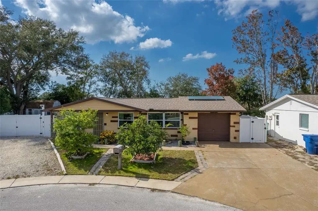2527 Ohio Place Holiday FL 34691